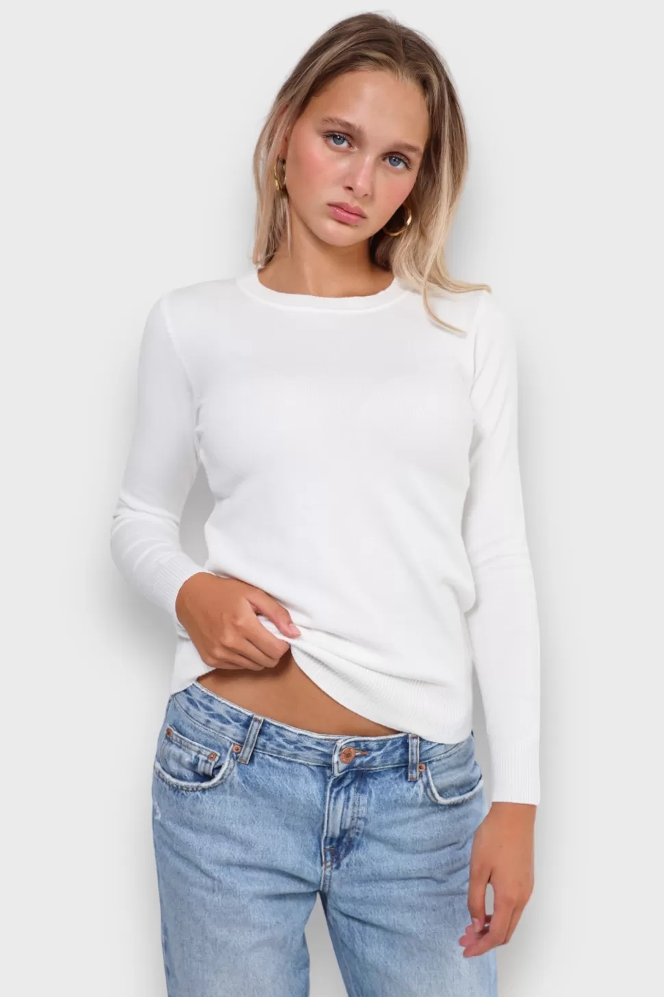 Tops^Meet Me There Essential Sweater White